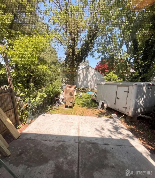 40-42 Moffett ST, Fords, NJ 08863