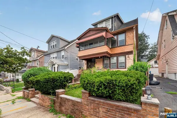 288 Pomona AVE