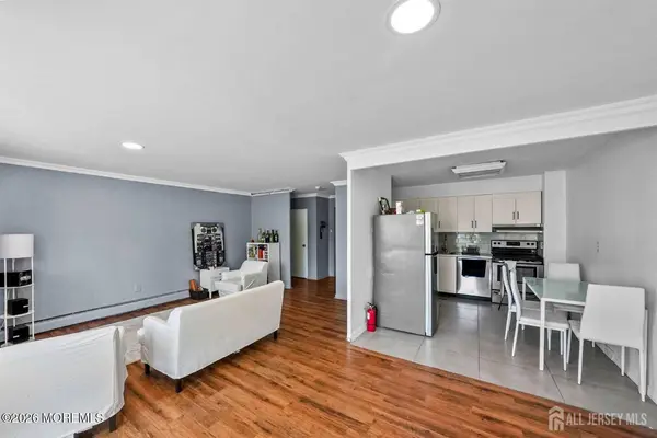 111 Chestnut Street #201, Cherry Hill, NJ 08002