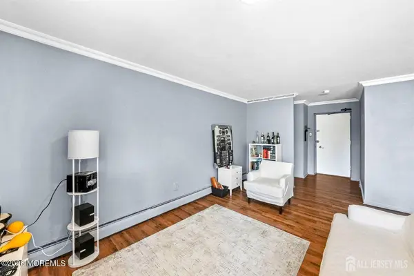 111 Chestnut Street #201, Cherry Hill, NJ 08002