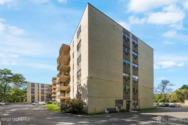 111 Chestnut Street #201