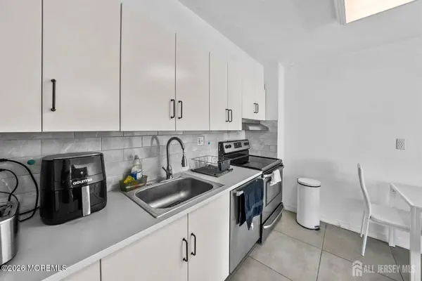 111 Chestnut Street #201, Cherry Hill, NJ 08002