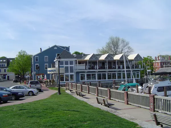 A Fresh Look at Condos for Sale in Salem, MA: What Buyers Need to Know,Jim Armstrong
