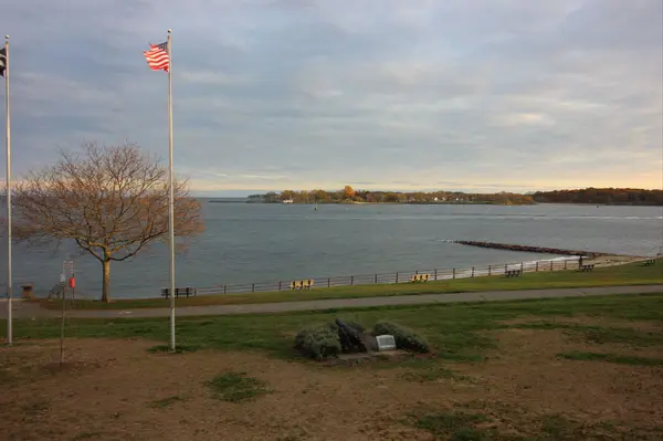 Moving to Beverly, Massachusetts: The Complete Guide for New Residents,Jim Armstrong