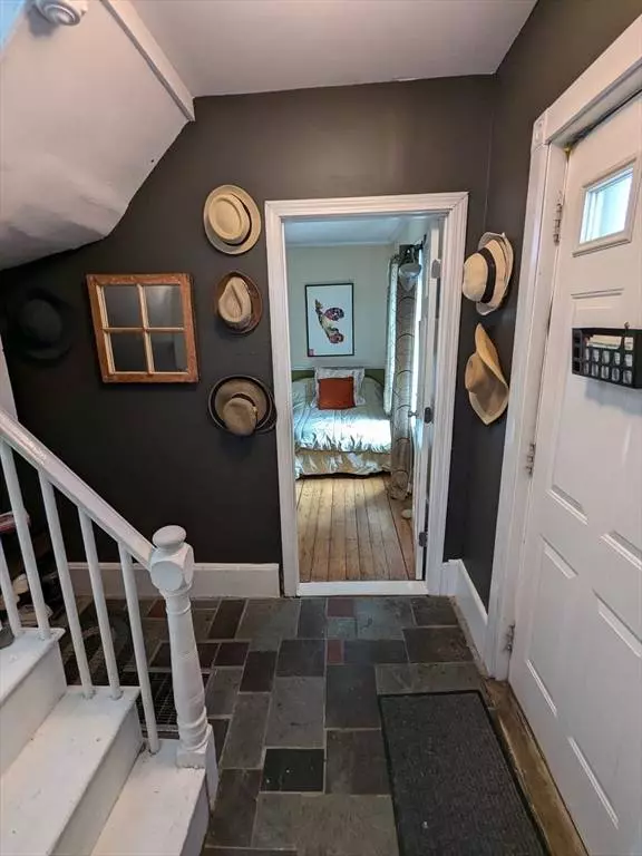 18 Burnside Street #N/A, Salem, MA 01970