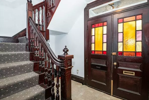 7 Forrester St, Salem, MA 01970