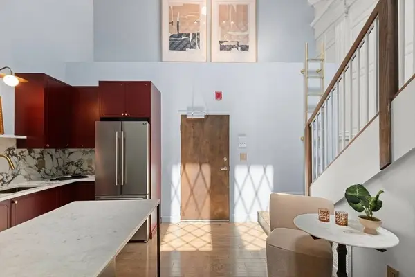 7 Crombie St #10, Salem, MA 01970