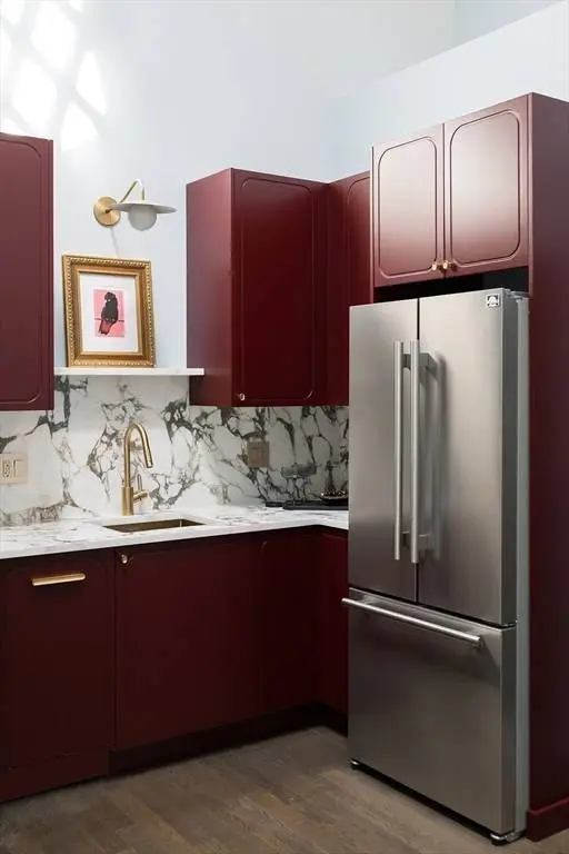 7 Crombie St #10, Salem, MA 01970