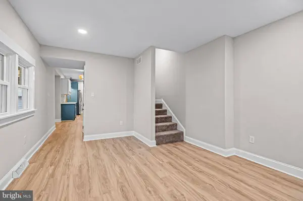 313 LINDEN AVE, Oaklyn, NJ 08107