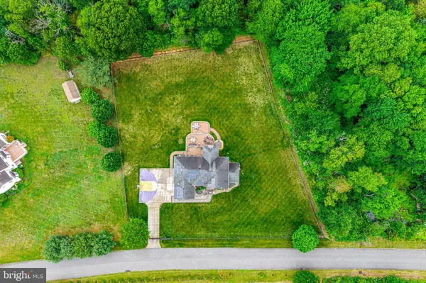 310 NICKLAUS CT, Woolwich Twp, NJ 08085