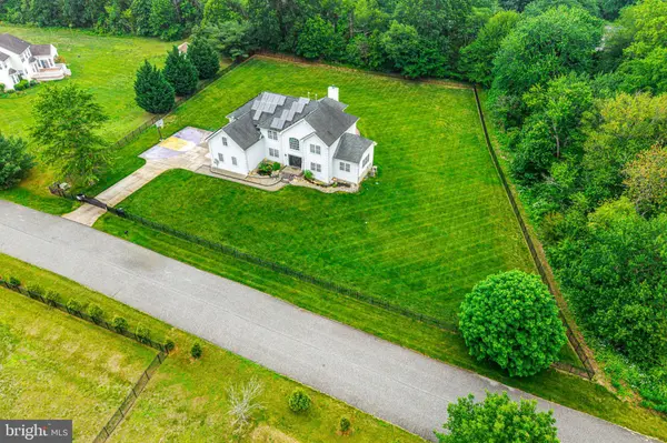 310 NICKLAUS CT, Woolwich Twp, NJ 08085