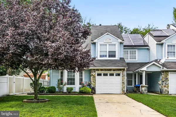 86 PONDVIEW LN, Sicklerville, NJ 08081