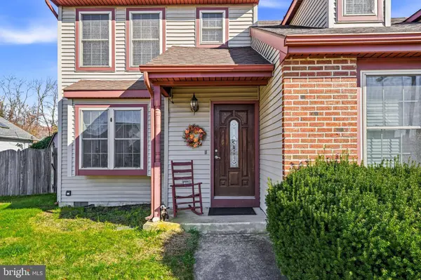 51 LINDEN DR, Blackwood, NJ 08012