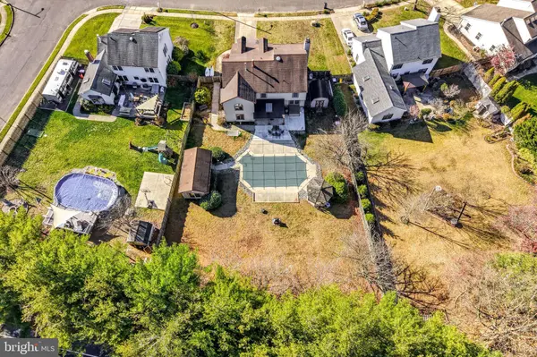 51 LINDEN DR, Blackwood, NJ 08012