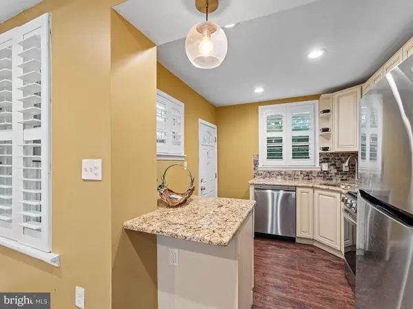 2423 MADISON SQ, Philadelphia, PA 19146