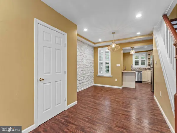 2423 MADISON SQ, Philadelphia, PA 19146