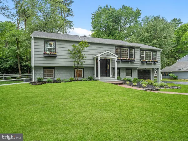 187 S LAKESIDE DR E, Medford, NJ 08055