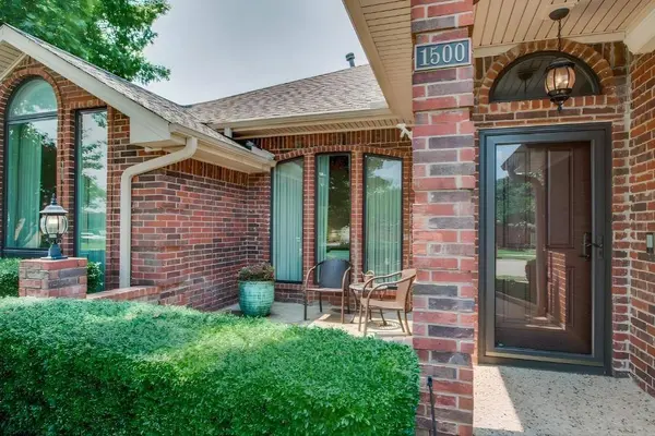 1500 Mission Hills Lane, Corinth, TX 76210