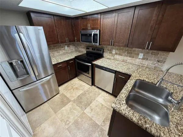 18040 Midway Road #241, Dallas, TX 75287