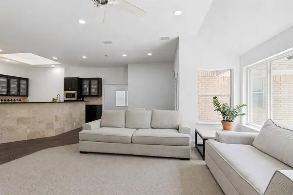 2920 Winding Creek Drive, Plano, TX 75023