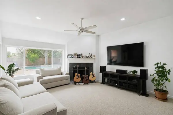 2920 Winding Creek Drive, Plano, TX 75023
