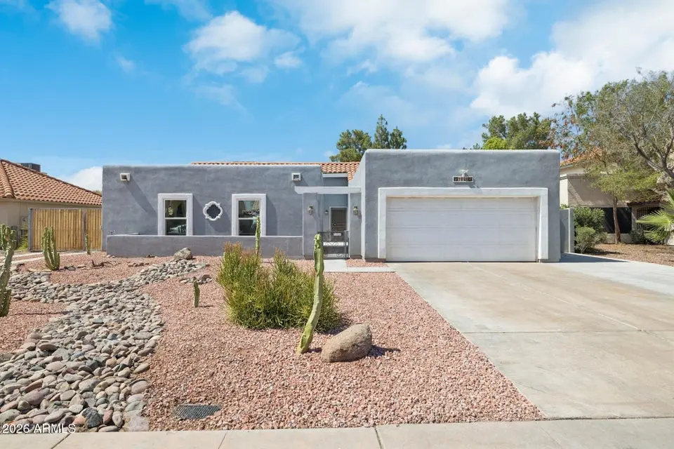 1948 E Los Arboles Dr, Tempe, AZ 85284-2585