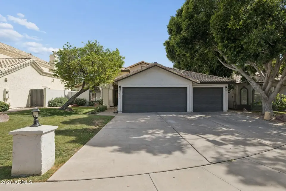 1911 E Clipper Cir, Gilbert, AZ 85234-2824