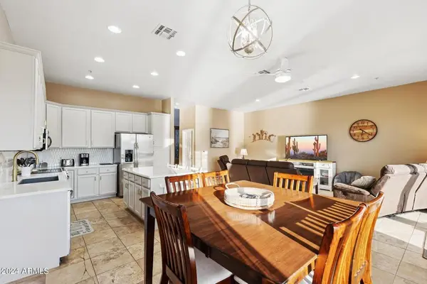 1438 W Coral Reef Dr, Gilbert, AZ 85233-6106