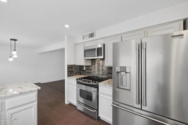 4717 E Winston Dr, Phoenix, AZ 85044-5725