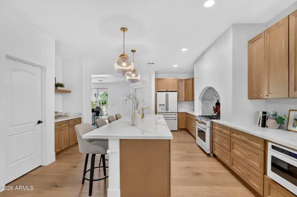 3041 E Camellia Dr, Gilbert, AZ 85296-7828