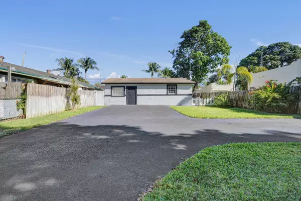 5604 Garden AVE, West Palm Beach, FL 33405