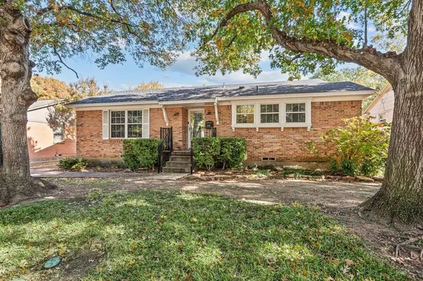 11706 Cimarec Street, Dallas, TX 75218