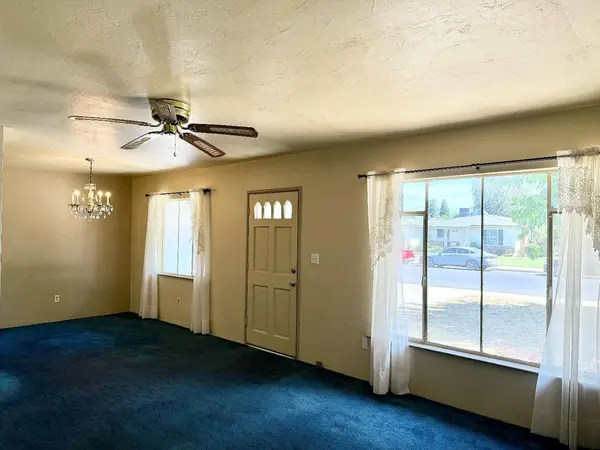 1434 Alton ST, Selma, CA 93662