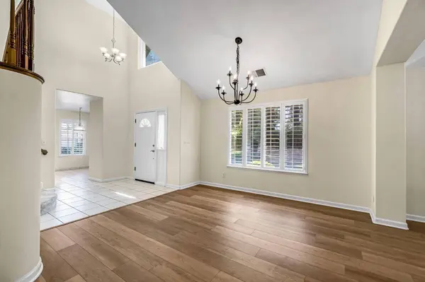 3003 W Wellington LN, Fresno, CA 93711