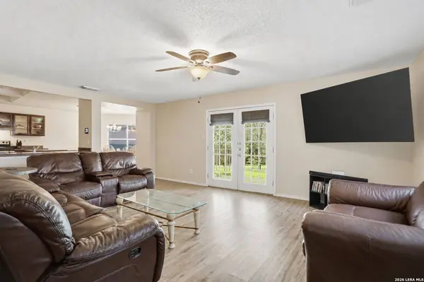 8118 Stagwood, San Antonio, TX 78254