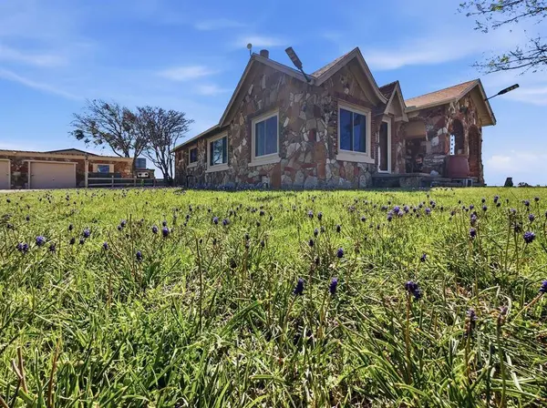 2331 Fm 932, Hamilton, TX 76531