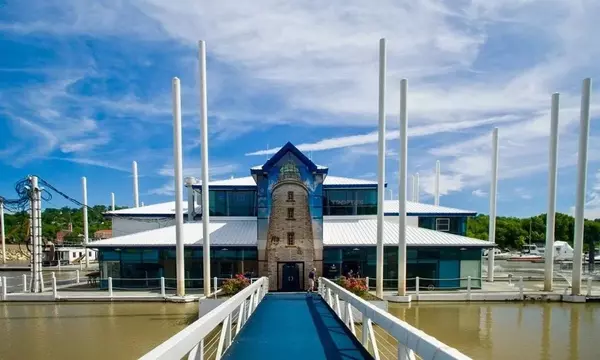 manhattan yacht club dayton guide