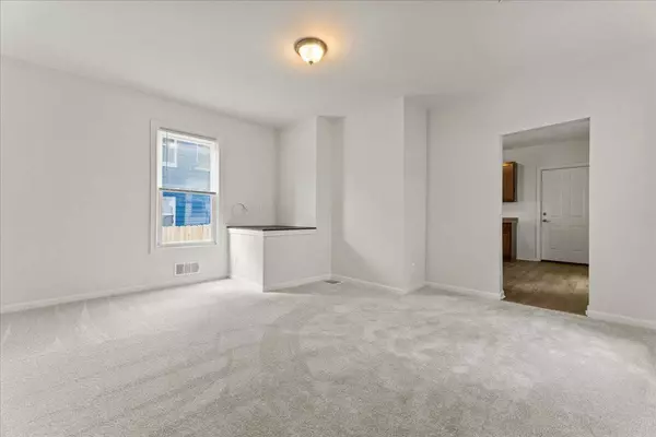 4907 Roanoke St, Cincinnati, OH 45227-2534