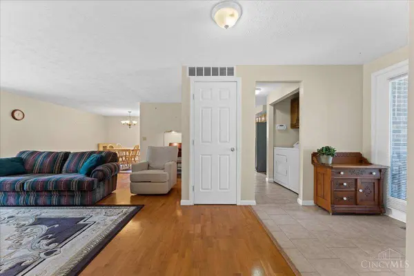 5744 Winton Rd, Fairfield, OH 45014
