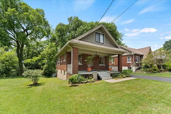 5897 Omeara Pl, Cincinnati, OH 45213