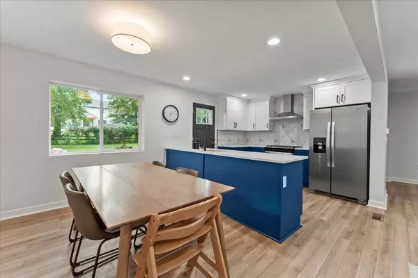 7249 Berwood Dr, Cincinnati, OH 45243-2110