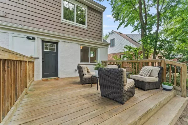 7249 Berwood Dr, Cincinnati, OH 45243-2110