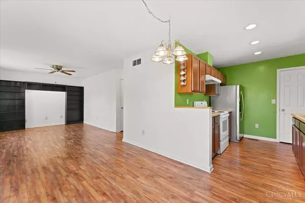 401 Mary Ln, South Lebanon, OH 45065