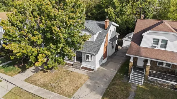 2428 Lysle Ln, Cincinnati, OH 45212-1222