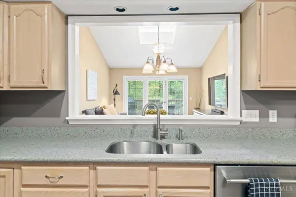 5037 Bristol Ct #213, Loveland, OH 45140