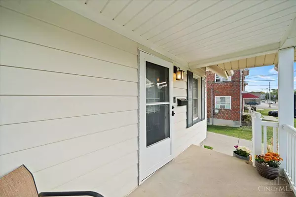 7212 Maryland Ave, Deer Park, OH 45236