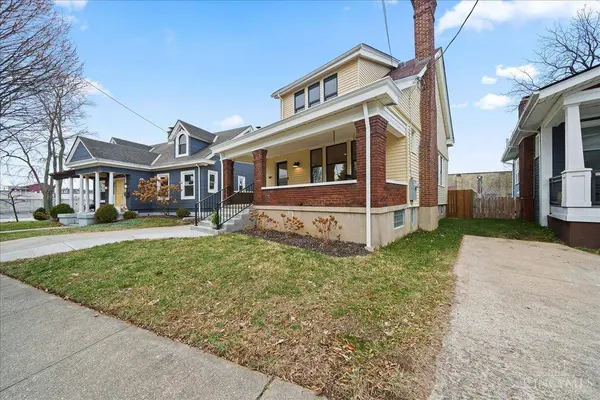 3067 Henshaw Ave, Cincinnati, OH 45225