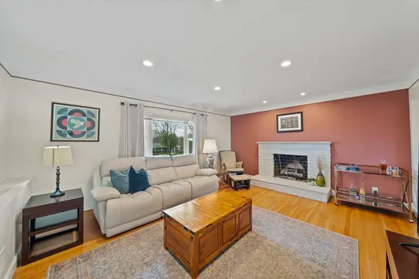 113 Siebenthaler Ave, Reading, OH 45215-3740