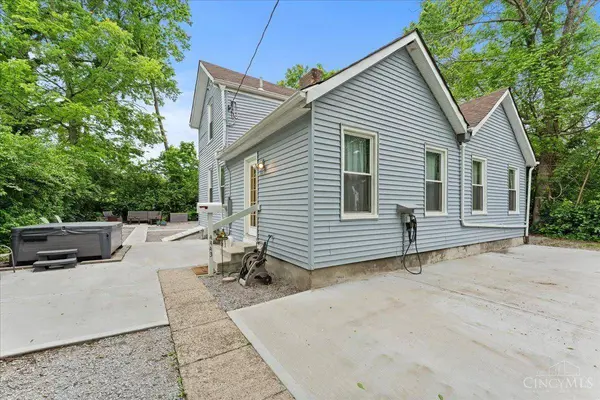 4443 Station Ave, Cincinnati, OH 45232