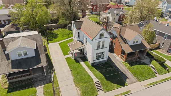 1813 Weyer Ave, Cincinnati, OH 45212-2919